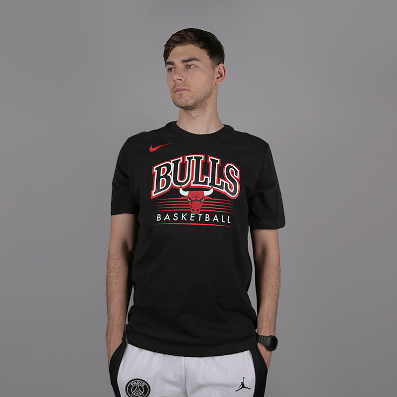 мужская черная футболка Nike NBA Chicago Bulls Dri-FIT AQ6320-010 - цена, описание, фото 1